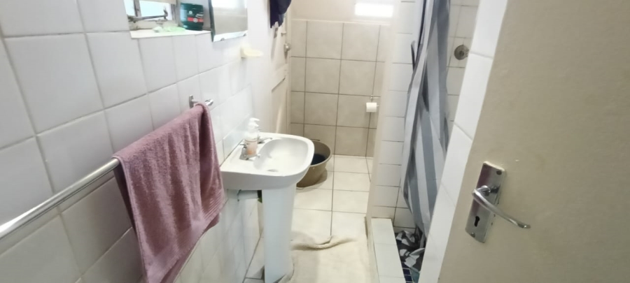 5 Bedroom Property for Sale in Navalsig Free State